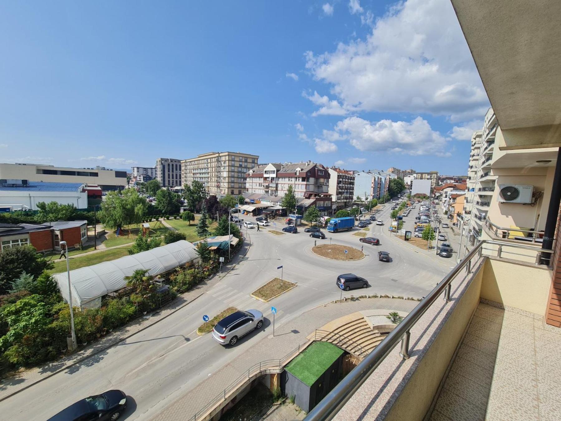 Apartment 2 Plisi Gjilan Exteriör bild